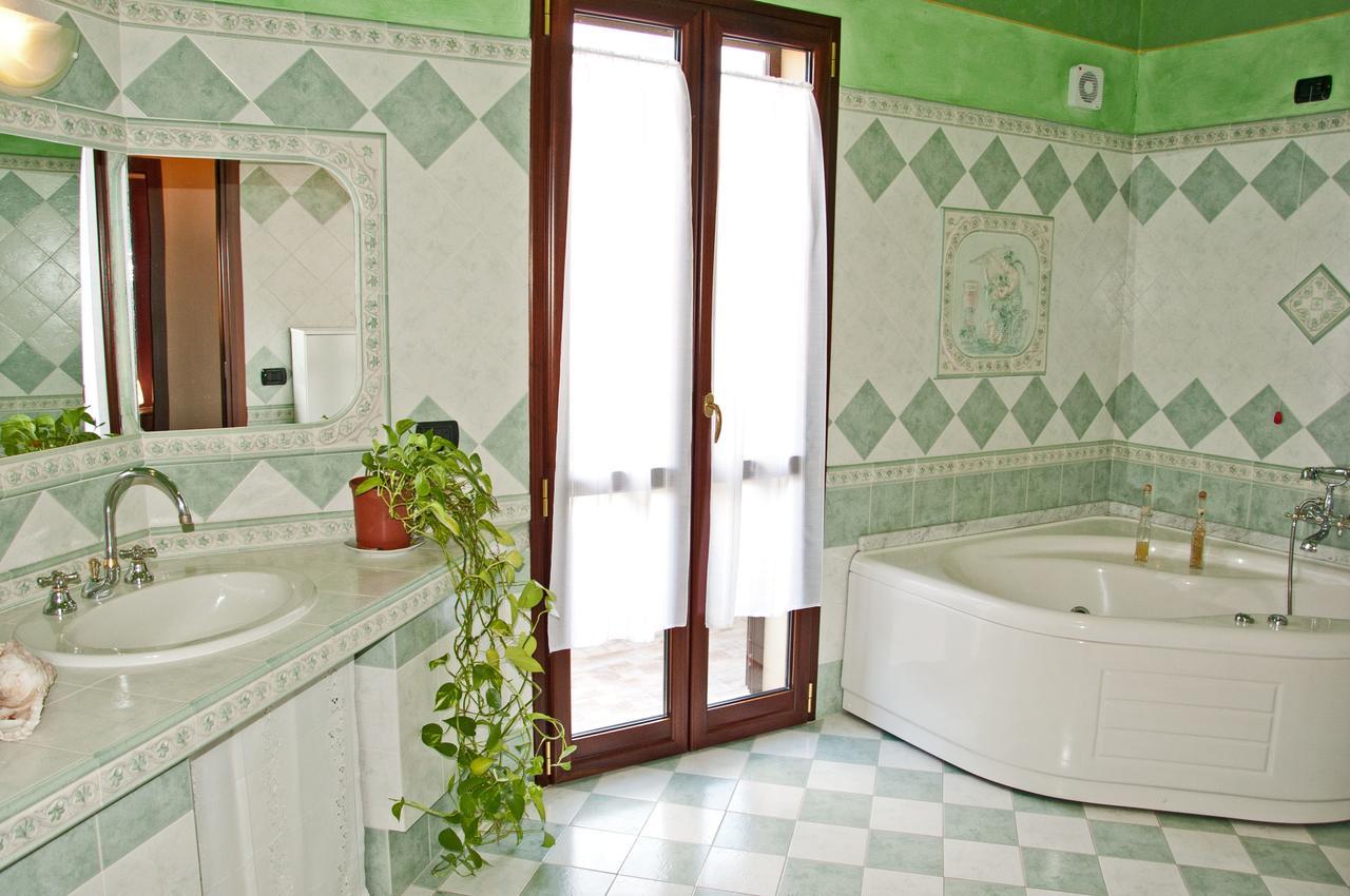 Casa Vacanze Sandalia Bosa Kültér fotó